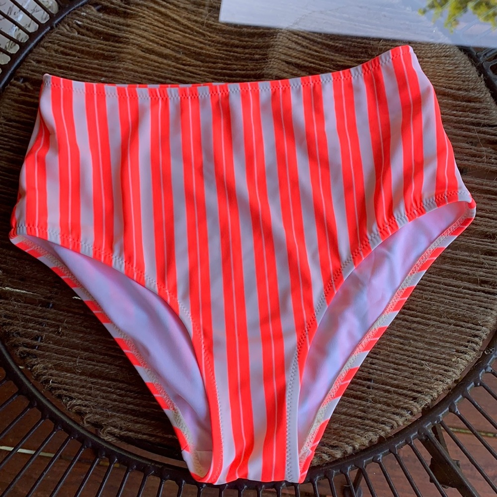 Old Navy Highwaisted Swim Bottom